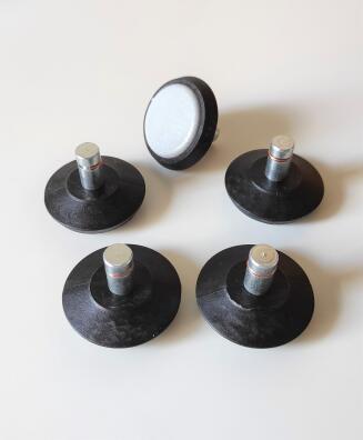 Black-chair-glides